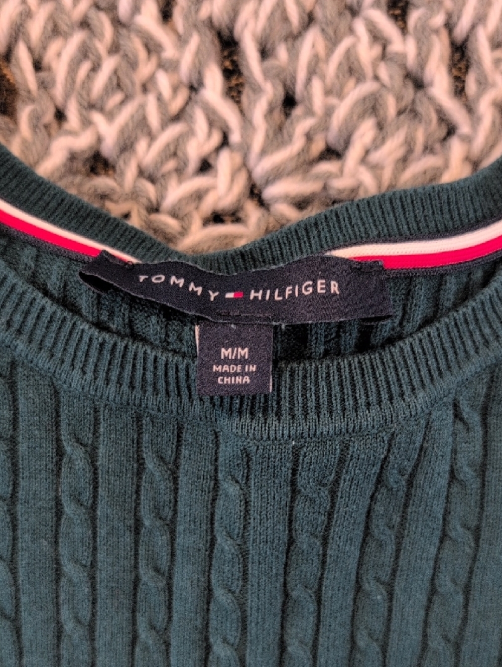 CCO-335 - Tommy Hilfiger Emerald Green Cable Knit Sweater Sporty Casual Classic - Picture 3 of 8